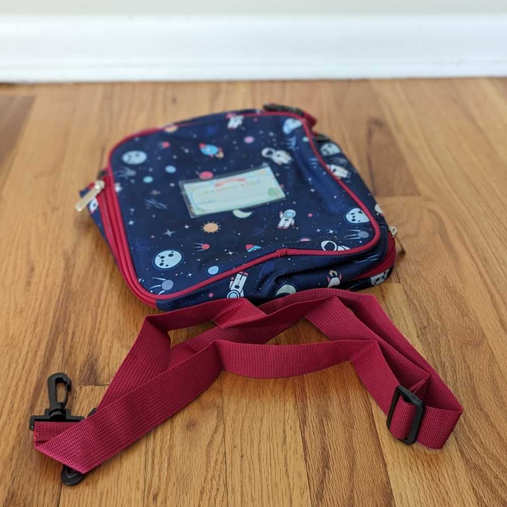 Vaschy Outer Space cute cartoon insulated lunch box with optional strap, kids OS - Picture 6 of 7